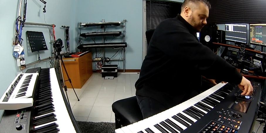 Synthbits: Manuele Montesanti "My OS" with MONTAGE, CP4 and reface CS!